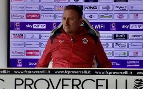 Santoni: “Pergolettese? Dobbiamo isolarci dalle critiche, ingenerose per le nostre due ultime sconfitte”