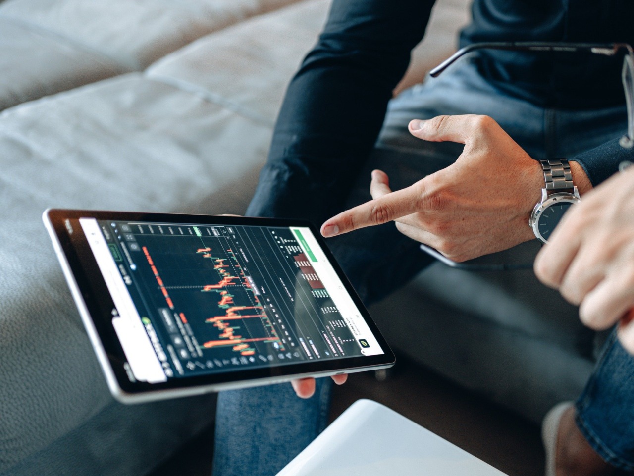 Schizzano prezzo del greggio e coperture assicurative delle compagnie petrolifere