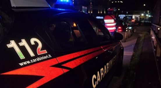 Senza patente e si rifiuta di fare il test antidroga. I Carabinieri denunciano un giovane di 21 anni