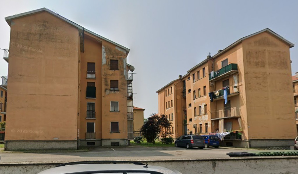 Sgomberato (e murato) a Vigevano appartamento Aler occupato abusivamente