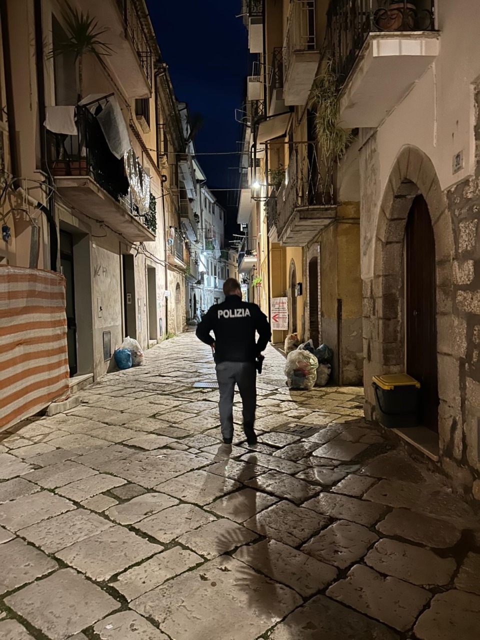 Sicurezza, i controlli della Polizia. Arrestato un uomo per resistenza e oltraggio a Pubblico Ufficiale