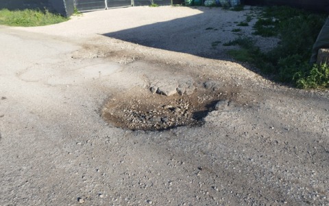 Strade colaborodo. Esposto del Comitato di quartiere Selciatella