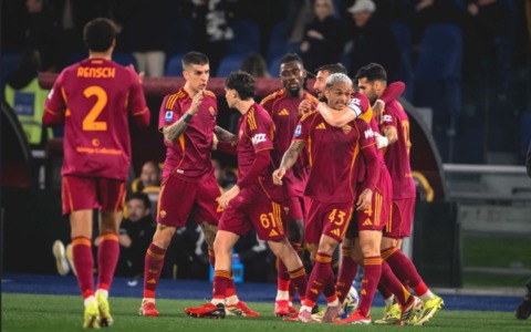 Succede di tutto all’Olimpico, tra Roma e Juventus finisce 3-3