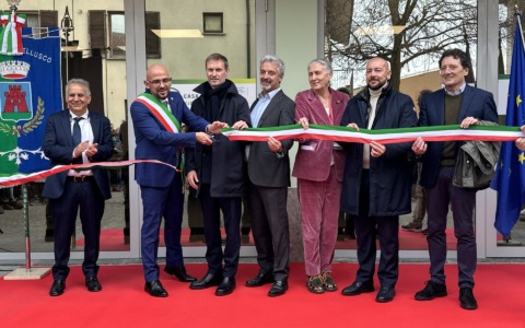 Taglio del nastro per la nuova Casa di comunità