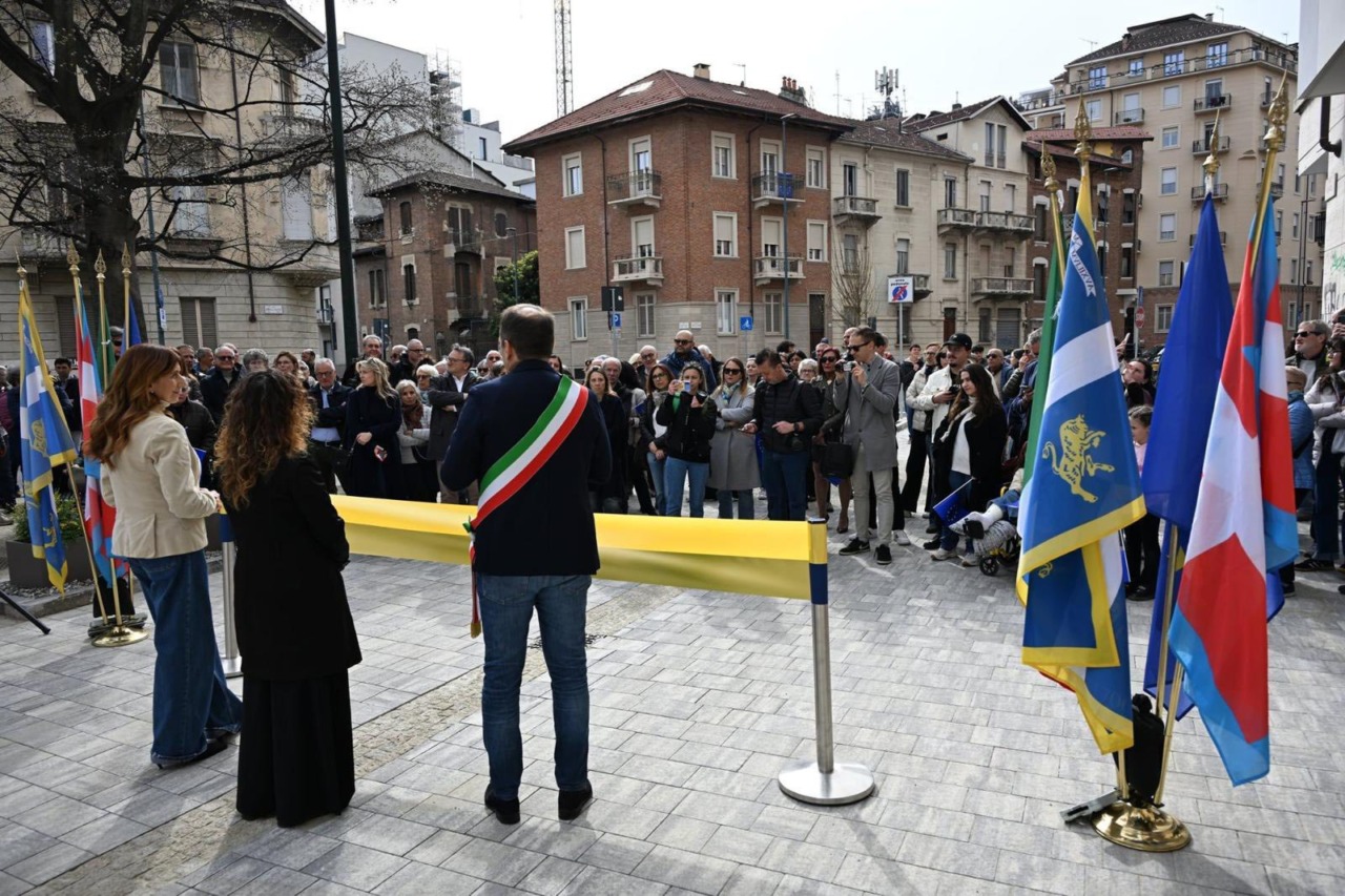 Torino, inaugurata la nuova area pedonale di via Coazze