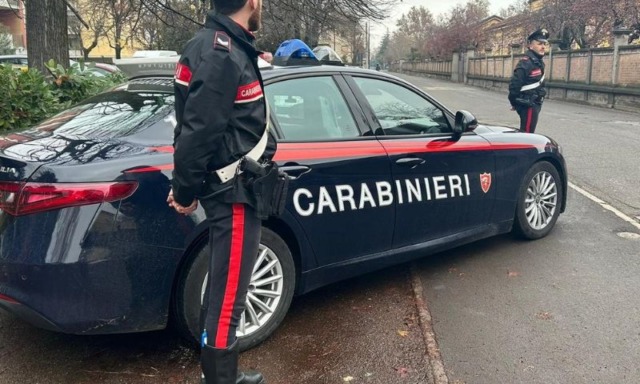 Viaggiava con patente contraffatta