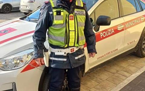 Viareggio, macchina dell’assessore senza assicurazione: sequestrata