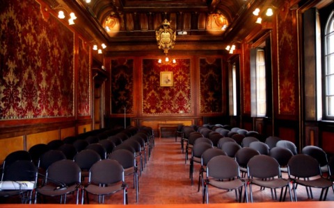 A Bergamo un incontro pubblico a sostegno dell’insegnamento della filosofia e della storia