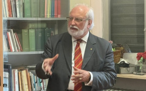 A Filo Diretto Antonello Zaccone per presentare il suo libro “Prophetia silvae”