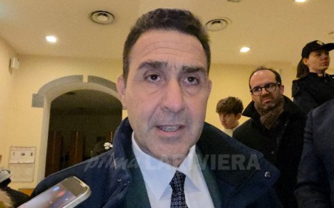 A Ventimiglia un banchetto a supporto del progetto “Tolleranza zero” di Vannacci