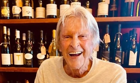 Addio a Giancarlo Rezzano: Sestri Levante piange lo storico ristoratore