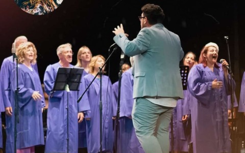 Al Teatro Pandemonium di Loreto musica e solidarietà con Tsm Gospel Choir e Nadine Lee