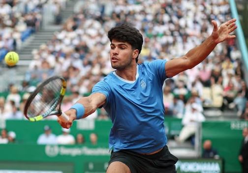 Alcaraz salta anche il Roland Garros: è ufficiale
