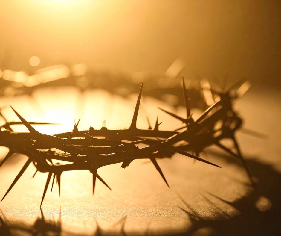 Bagnaia: La Passione di Cristo rievocata con 300 figuranti tra fede e tradizione