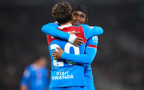 Lookman spegne i sogni di rimonta del Barça: Atletico in semifinale