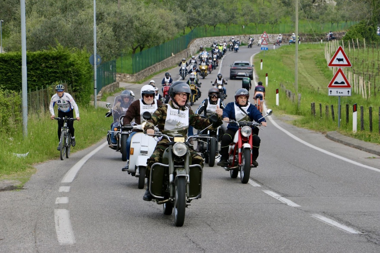 Bergamo-San Vigilio: record di presenze alla quindicesima edizione con 280 moto