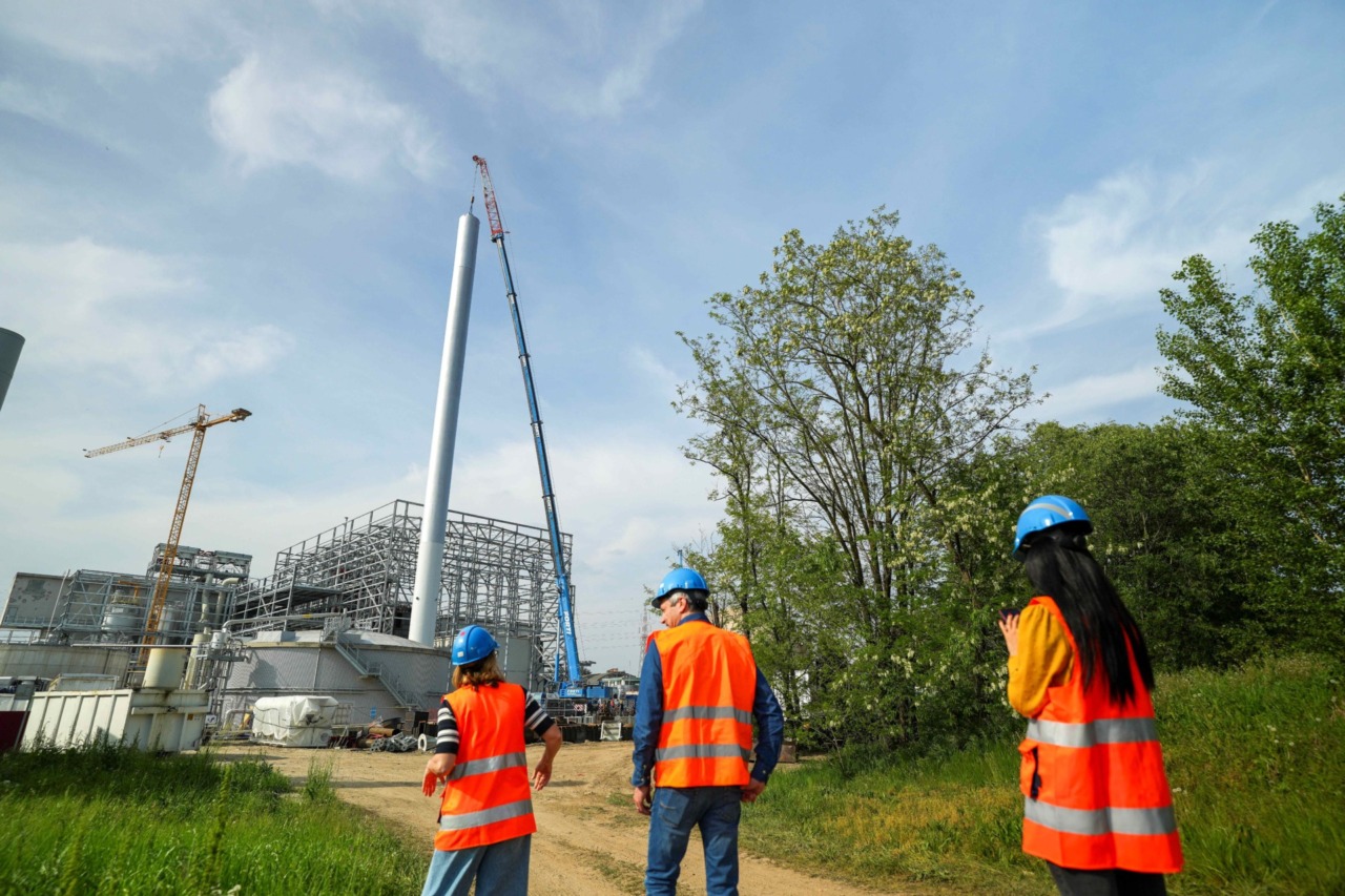 Biopiattaforma Zeroc: installato il camino della linea fanghi