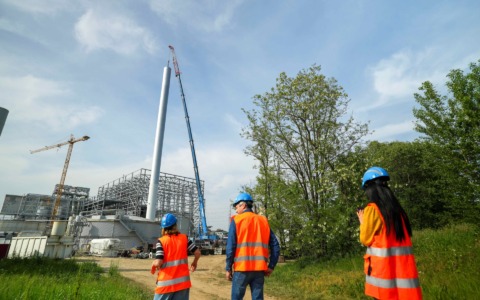 Biopiattaforma Zeroc: installato il camino della linea fanghi