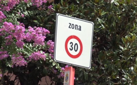 Bologna Città 30: il Centrodestra chiede chiarimenti sulla conformità