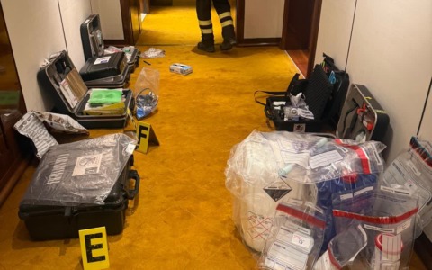 Bulgari Hotel, malori per le esalazioni in piscina. Cinque persone intossicate