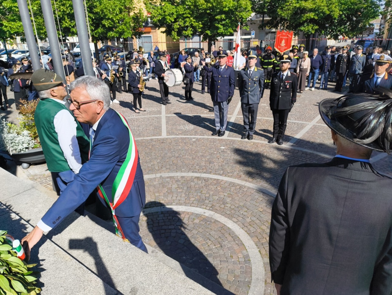 Chivasso celebra il 25 Aprile: LE FOTO della cerimonia