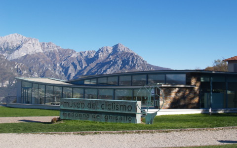 Ciclismo, un libro per ricordare Agostino Omini