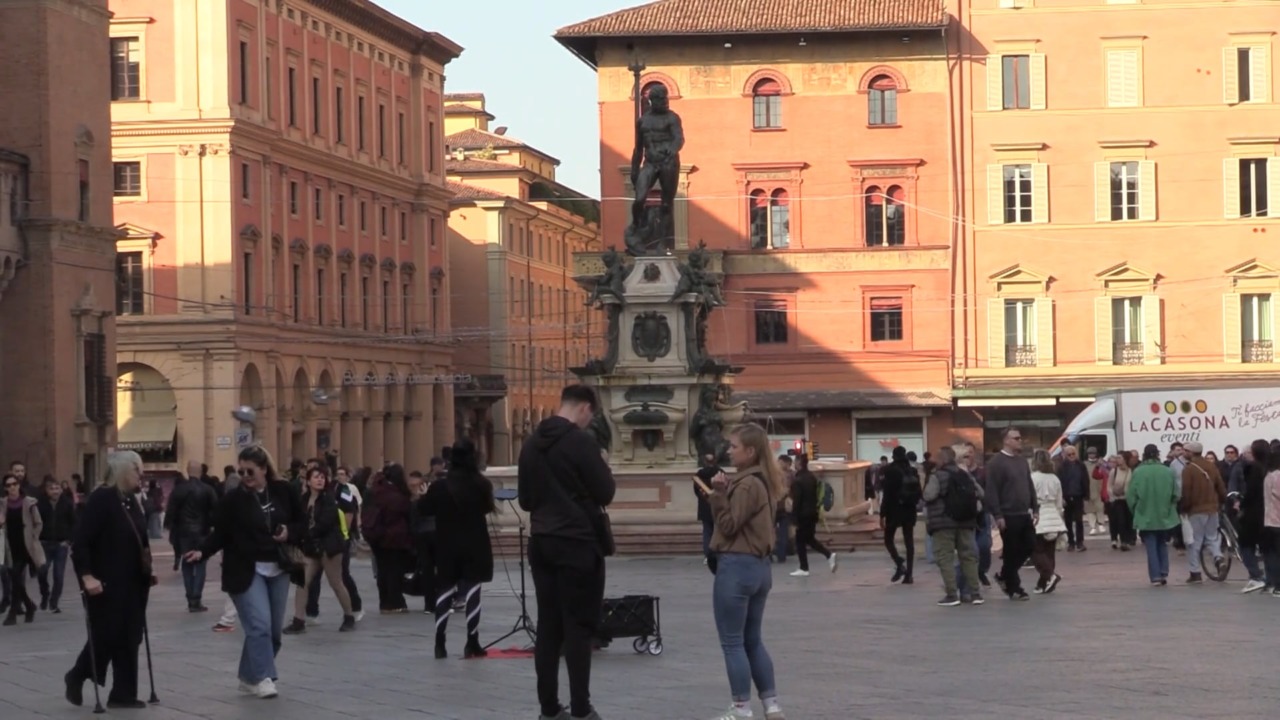 Cura e qualità del centro storico, la ricetta del sindaco Matteo Lepore