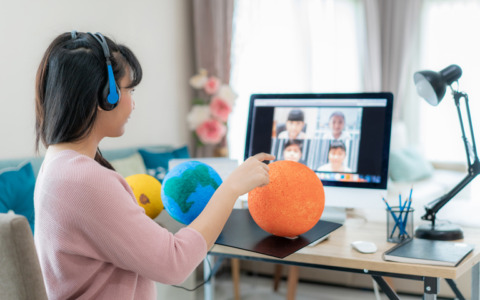 Dad a maggio per le scuole? La crisi energetica fa rispuntare la didattica a distanza