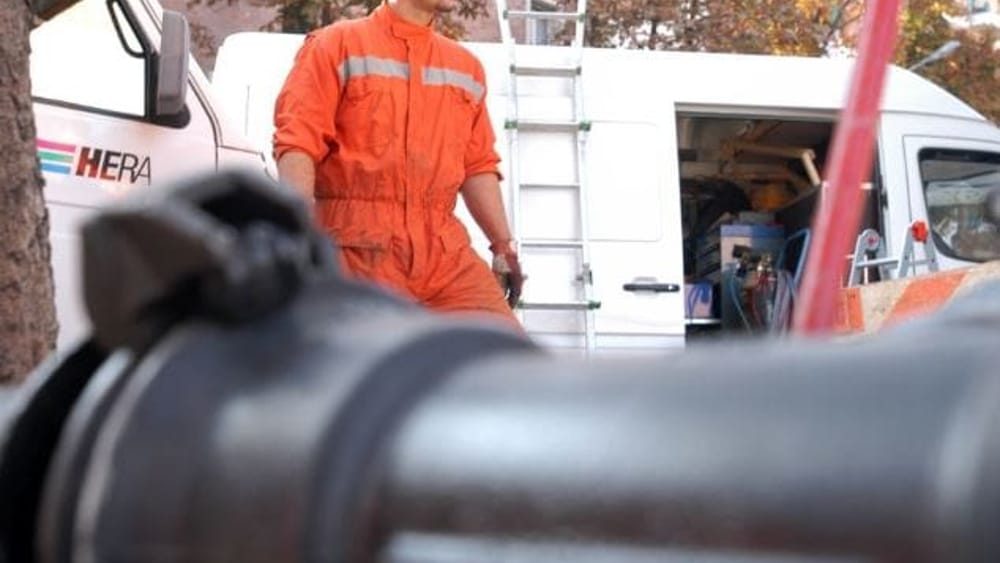 Danni a conduttura nel cantiere del Tram, residenti senz’acqua in zona San Donnino