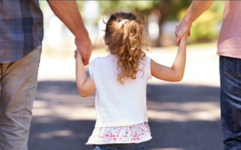 “Family+”: a Galliate il convegno sulla genitorialità positiva