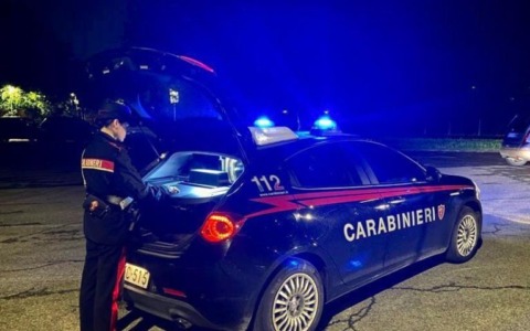 Furto ai danni di un salone di parrucchiera