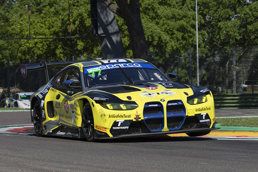 Giuseppe Forenzi subito a podio nel debutto in GT3