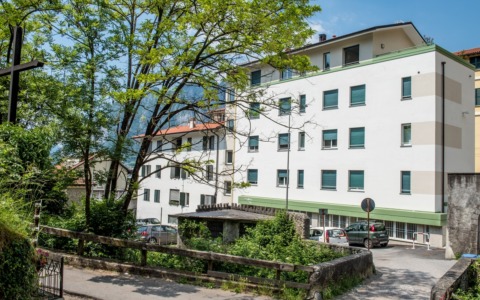 Il Coro Amici del Loggione del Teatro alla Scala, l’Orchestra Vivaldi e il comico Franz a Lecco per i 10 anni di CasAmica