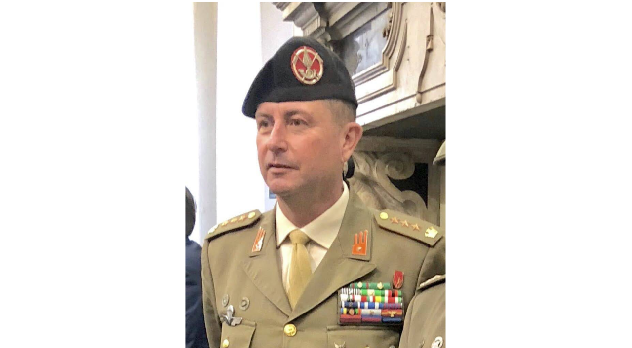 Il Generale Antonfabio Bari si congeda. Una vita al servizio del Paese