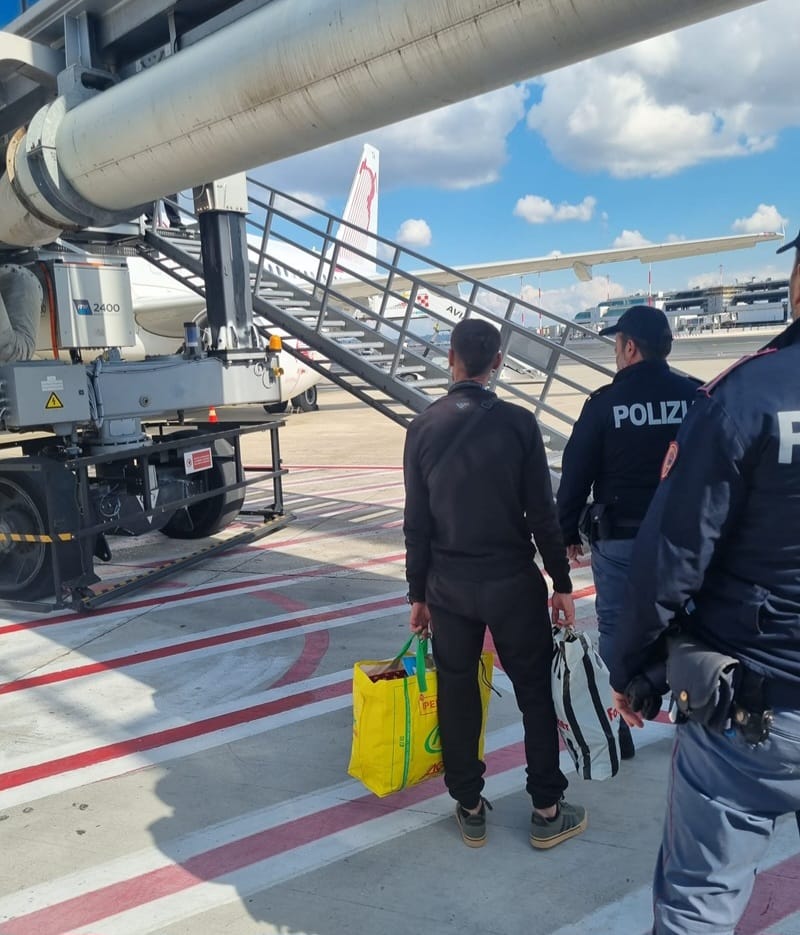 Immigrazione clandestina, i controlli della Polizia di Stato