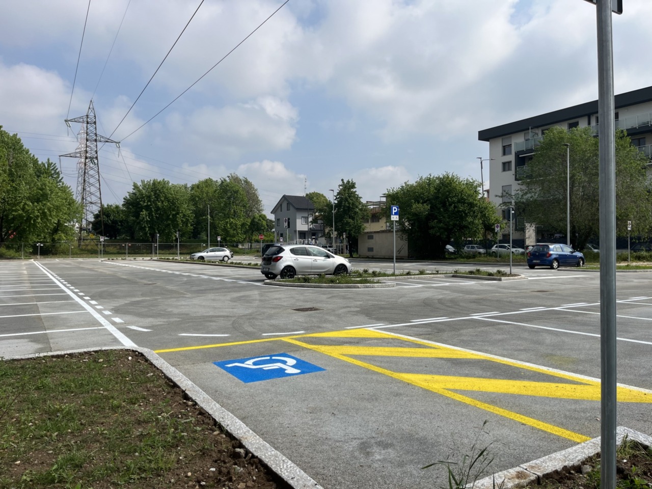 Inaugurato il nuovo parcheggio (ampliato) in centro: oltre 100 posti auto
