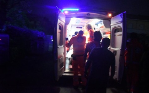 Interventi del 118 a Mantova nella notte tra domenica 5 e lunedì 6 aprile 2026: un incidente a Villimpenta