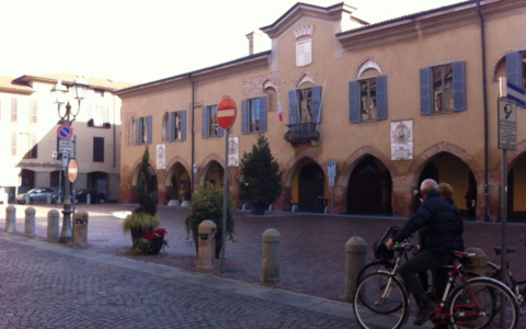 La Giunta si schiera contro Juri Cattelani e fa quadrato intorno al sindaco