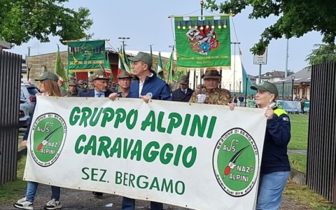 Le Penne Nere della Bassa celebrano i 90 anni del Gruppo Alpini
