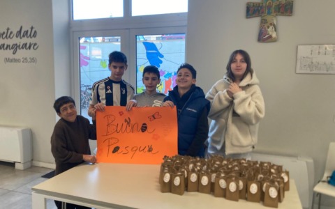 Lecco: i ragazzi della Kolbe in visita alla Casa della Carità