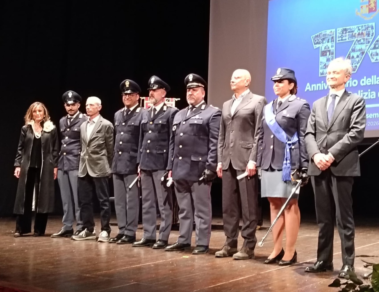 Lecco, premiati gli agenti della Polizia: veri eroi di tutti i giorni