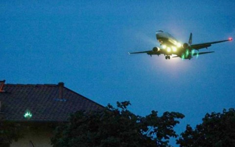 Legambiente: «A Orio al Serio 413 decolli di aerei tra le 23 e le 6 nei primi 58 giorni dell’anno»