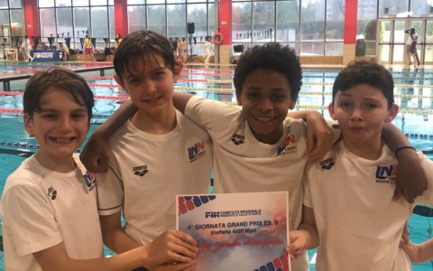 Libertas Nuoto Novara protagonista: cinque podi nel nuoto e “ondine” brillano agli Italiani di Ostia