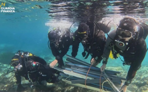 Mare pulito, all’Isola d’Elba recuperati 400 chili di rifiuti