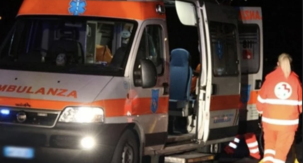 Massa, uomo di 47 anni aggredito in pieno centro: muore in seguito ad un arresto cardiaco