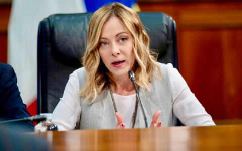 Meloni: “Ci sono fragilità nuove, l’ascolto dei giovani non può più essere rimandato”