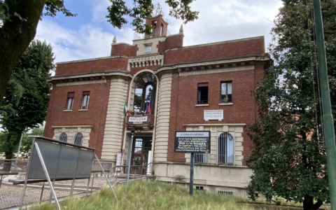 Mostra di pittura nell’agorà del municipio