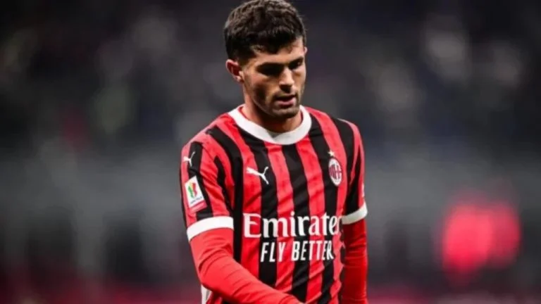 Napoli-Milan: Politano in panchina, Leao e Pulisic pronti a entrare