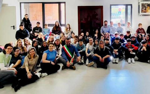 Nole accoglie studenti Erasmus+: incontro in Comune tra scuola, Europa e nuove amicizie