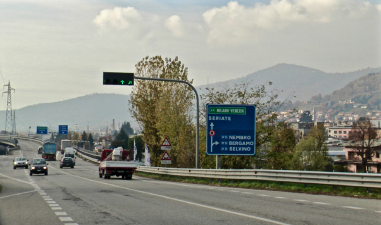 Nuovo appello del sindaco di Alzano: «È necessario ampliare la statale 35, tappo della valle»